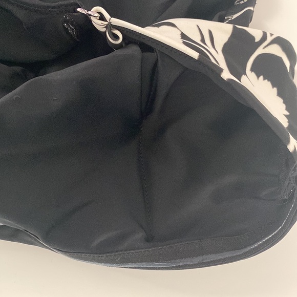 🖤Johanna Ortiz Swimsuit🖤 - Picture 8 of 10